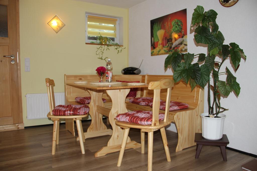 Apartment Am Bieleboh Beiersdorf Bagian luar foto